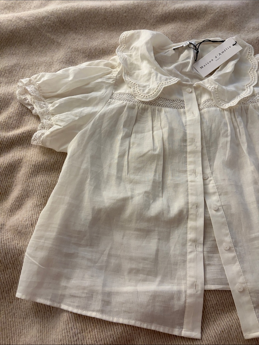 NWT MAISON D’AMELIE Cream Lace-Trim Puff Sleeve Blouse Size Medium 100% Cotton - Picture 2 of 13